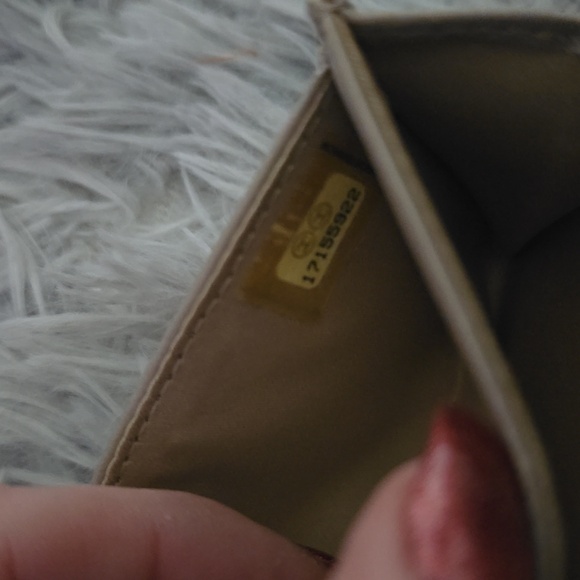 Chanel Camilla Tan W/ Gold Hardware✨️2 Compartment Card Holder (EUC)(17155922) - Picture 9 of 12
